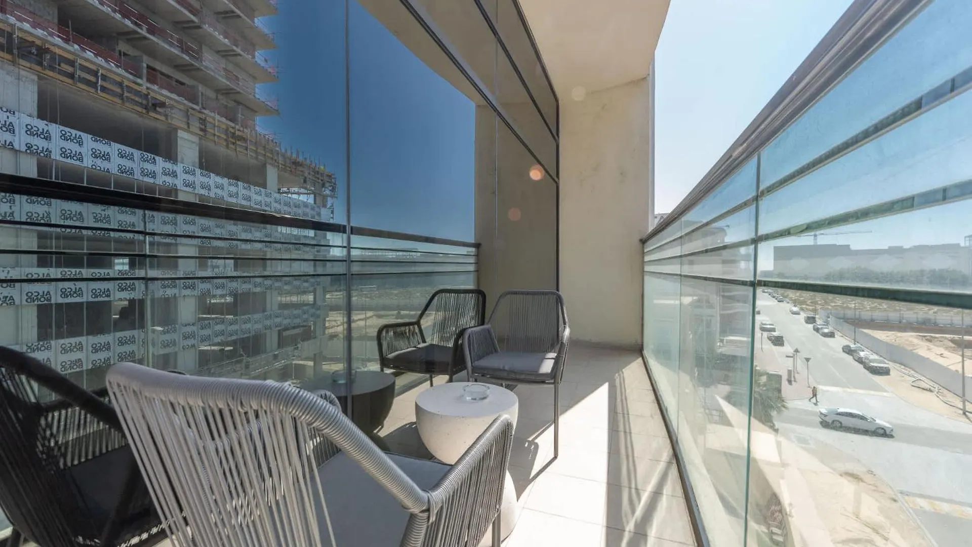 Apartment Elegant Living In A Prime Location Shamal Residence Dubai